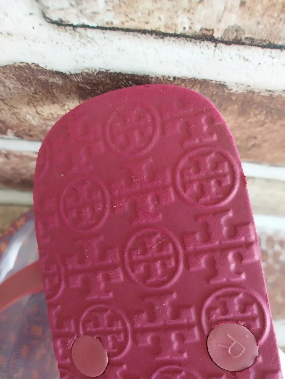 Pre-owned Tory Burch Lattice T Flip Flops